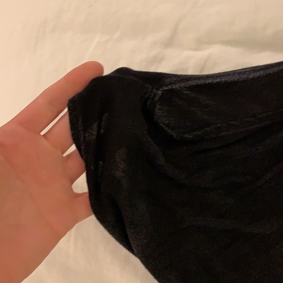 Cold Shoulder Tee - Picture 4 of 6